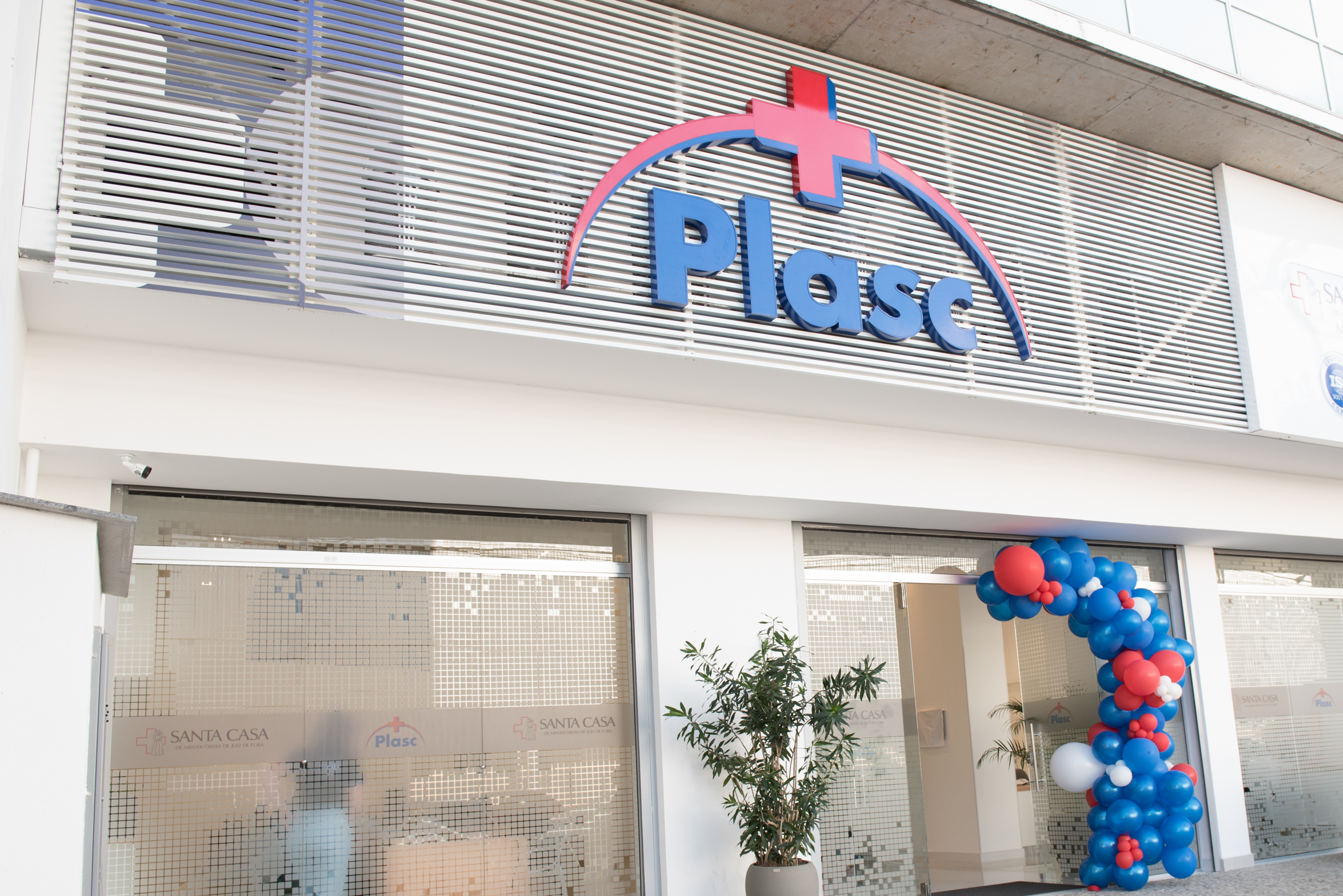 Plasc inaugura nova unidade no centro de Juiz de Fora